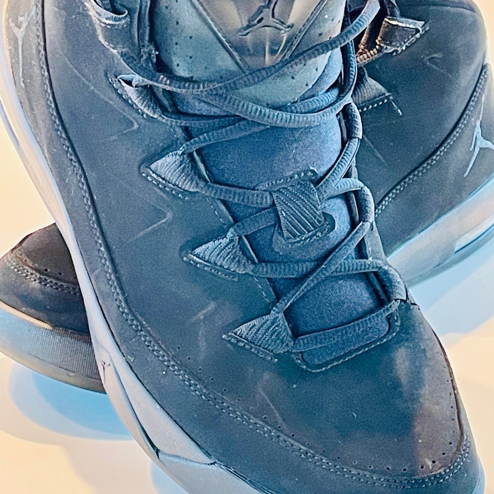 2015 Air Jordan Deluxe - Triple Black